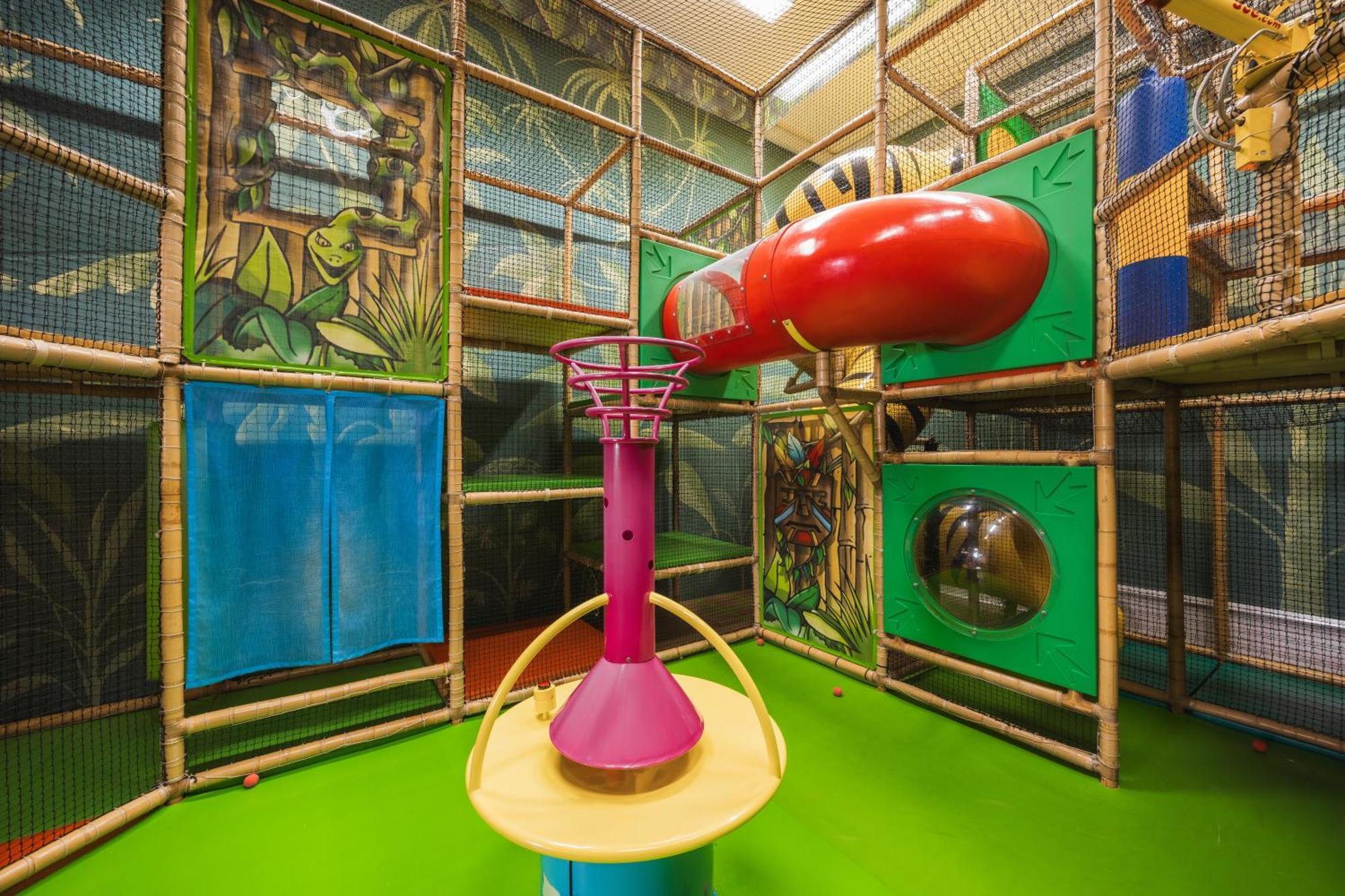Neueroeffnung Miaflor Familien- & Aktivresort ريد إم أوبيرينتال المظهر الخارجي الصورة