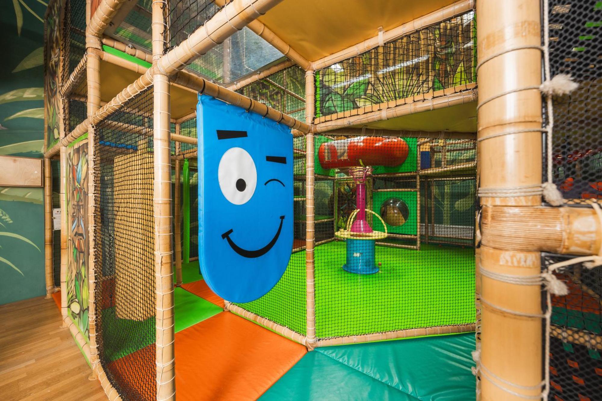 Neueroeffnung Miaflor Familien- & Aktivresort ريد إم أوبيرينتال المظهر الخارجي الصورة